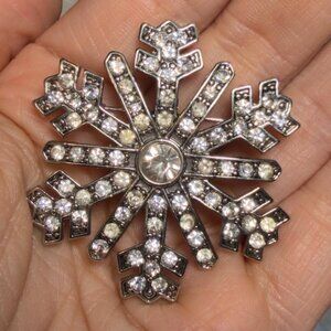 MONET Snowflake Brooch Rhinestone Silver Tone Pin 2”
